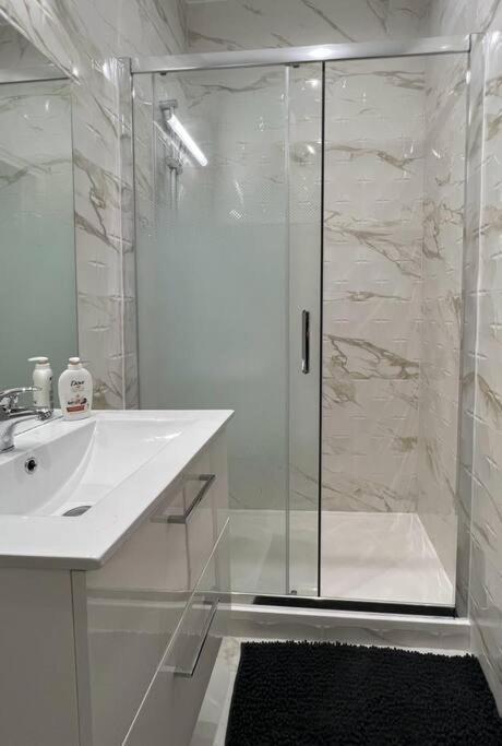 Superbe Appartement Proche Paris Жантийи Экстерьер фото